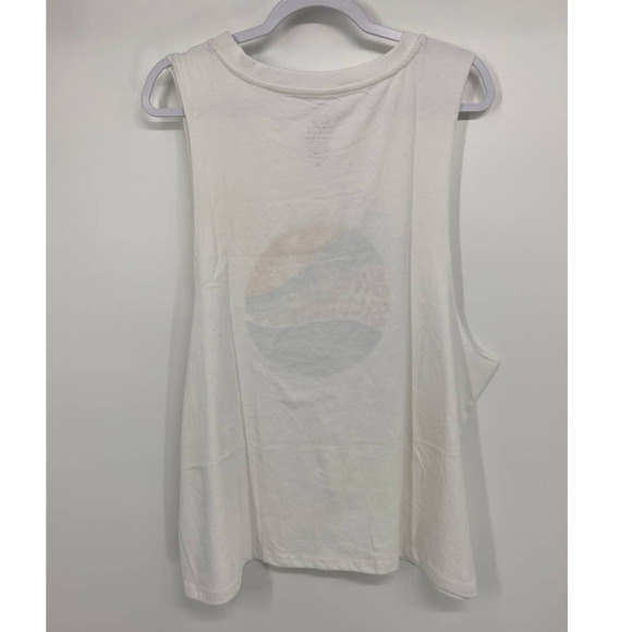 Ivory Ella Save the Elephants Womens White Tank Top Shirt NEW Size Medium - Picture 3 of 9